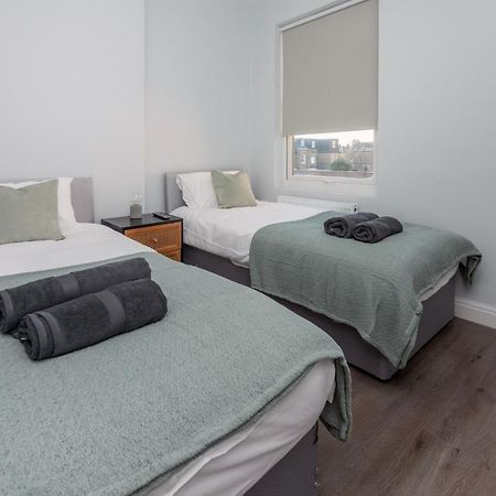 Taylor'S Apartment Wimbledon London Luaran gambar