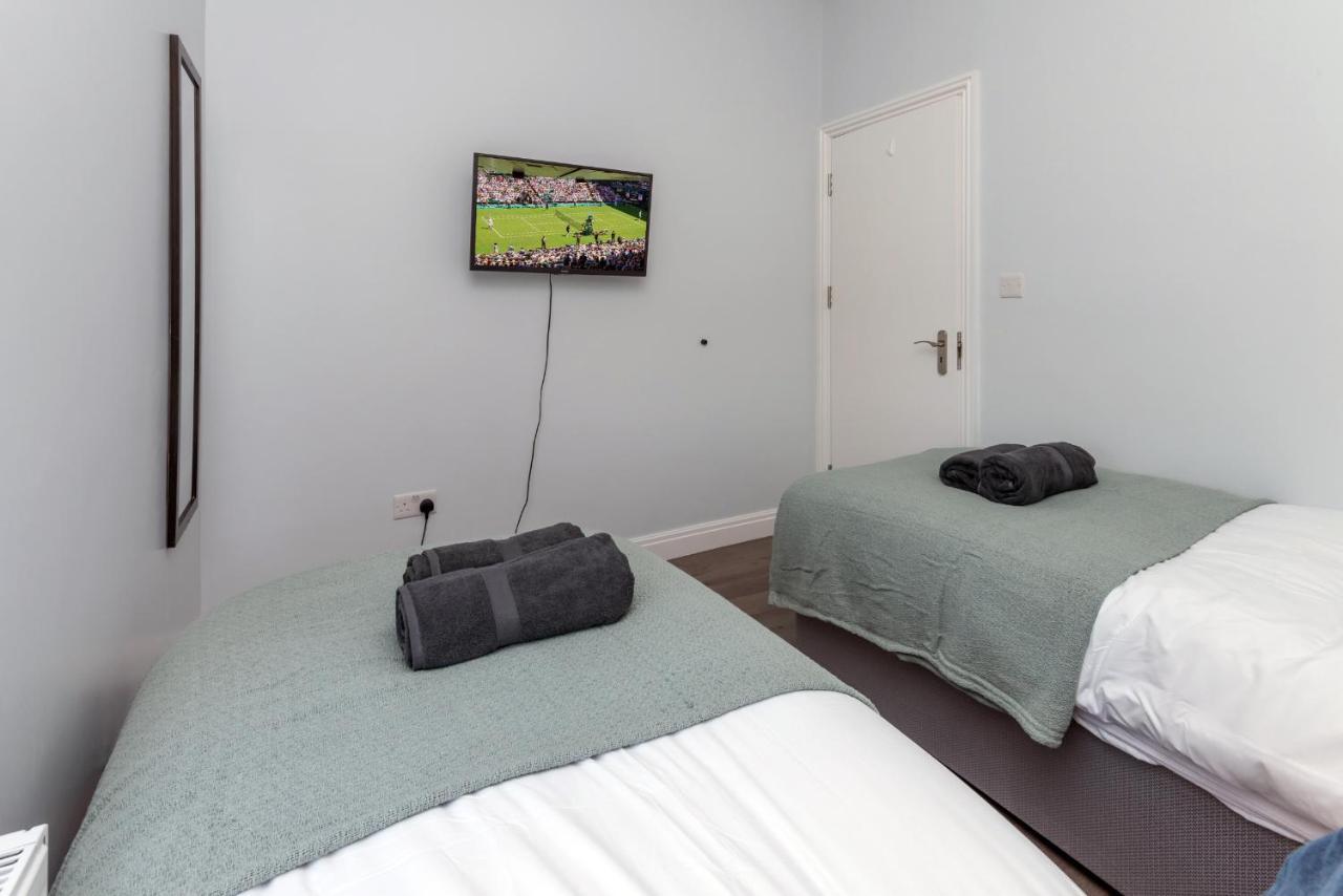 Taylor'S Apartment Wimbledon London Luaran gambar