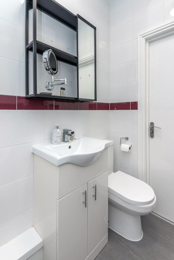Taylor'S Apartment Wimbledon London Luaran gambar