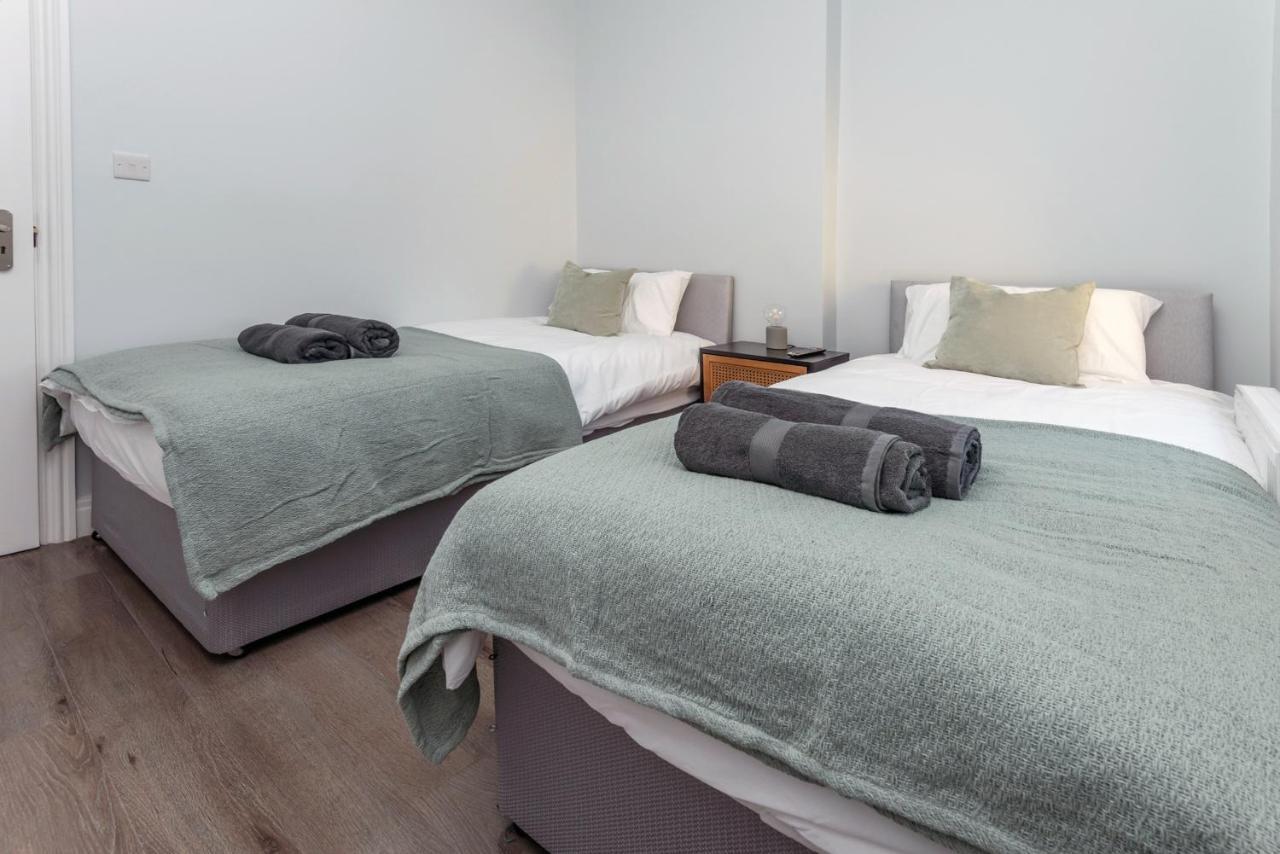 Taylor'S Apartment Wimbledon London Luaran gambar
